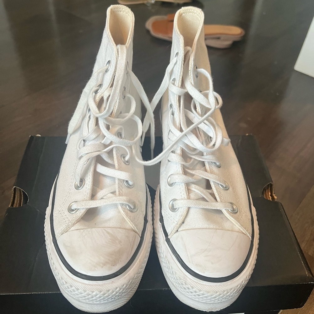 Platform Converse - image 3